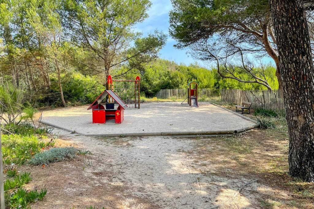 Appartement En Residence Privee, Face A La Mer Avec Acces Direct Plage 耶尔 外观 照片